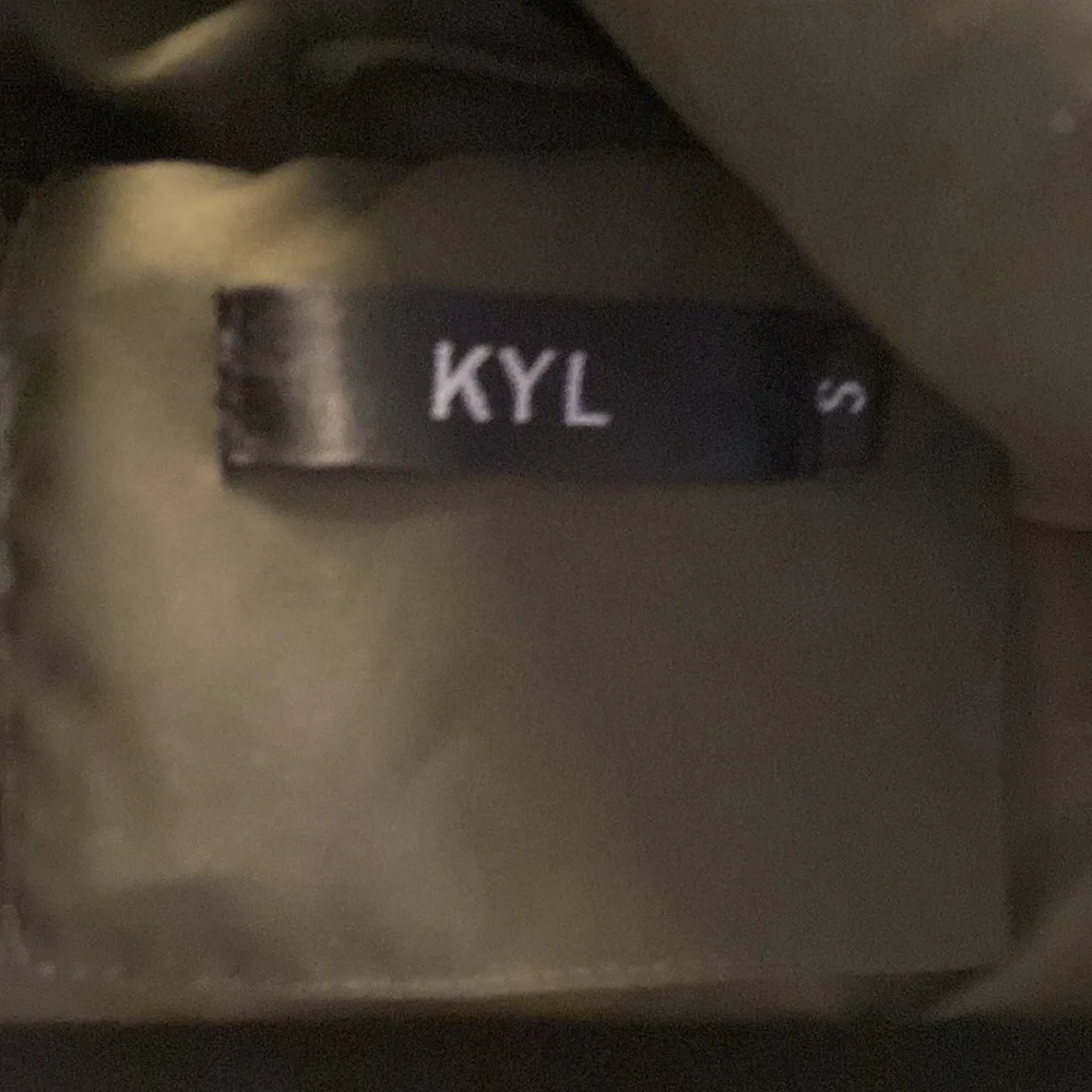 Amazon Olive Green Puffer Jacket - Picture 2 of 4
